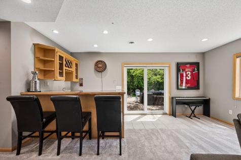 2478 Timber Court E Maplewood MN 55119