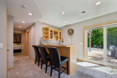 2478 Timber Court E Maplewood MN 55119