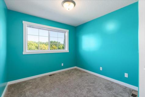 561 19th Place SE Cambridge MN 55008