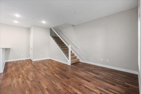 561 19th Place SE Cambridge MN 55008