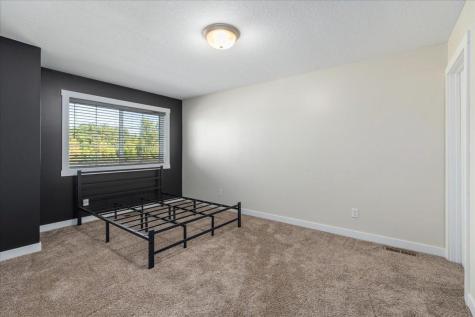 561 19th Place SE Cambridge MN 55008