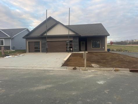 102 Fairway Street Zumbrota MN 55992