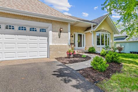 645 Lake Pine Drive Shoreview MN 55126