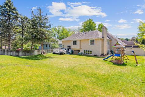 645 Lake Pine Drive Shoreview MN 55126