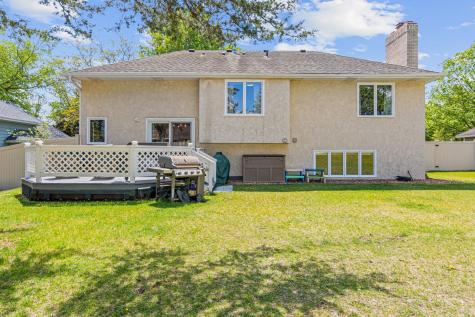 645 Lake Pine Drive Shoreview MN 55126