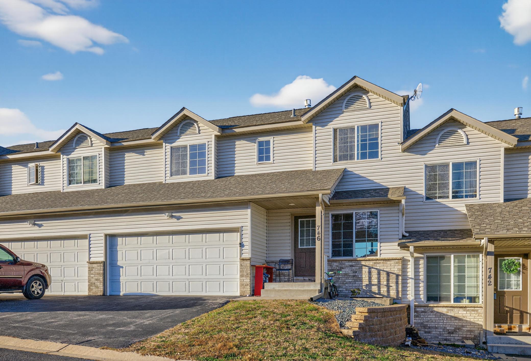 746 Baylee Place SW Pine Island MN 55963