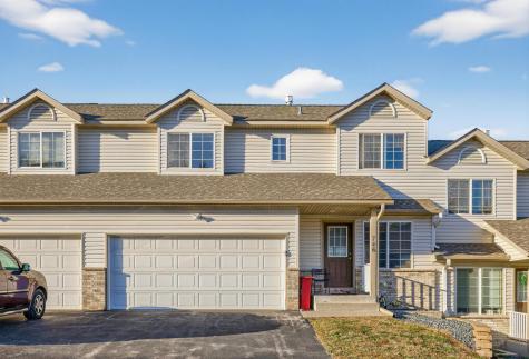 746 Baylee Place SW Pine Island MN 55963