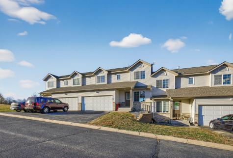 746 Baylee Place SW Pine Island MN 55963