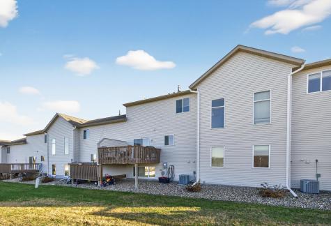 746 Baylee Place SW Pine Island MN 55963