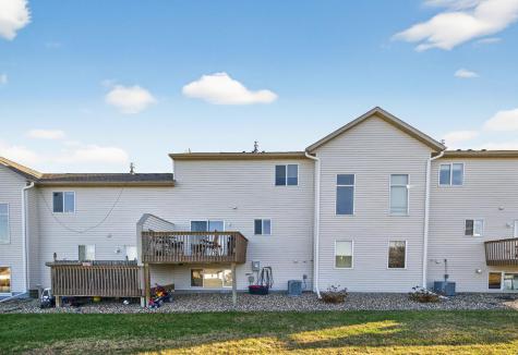746 Baylee Place SW Pine Island MN 55963