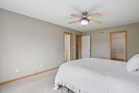 805 Willow Glen Court Buffalo MN 55313