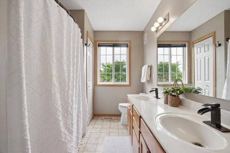 805 Willow Glen Court Buffalo MN 55313