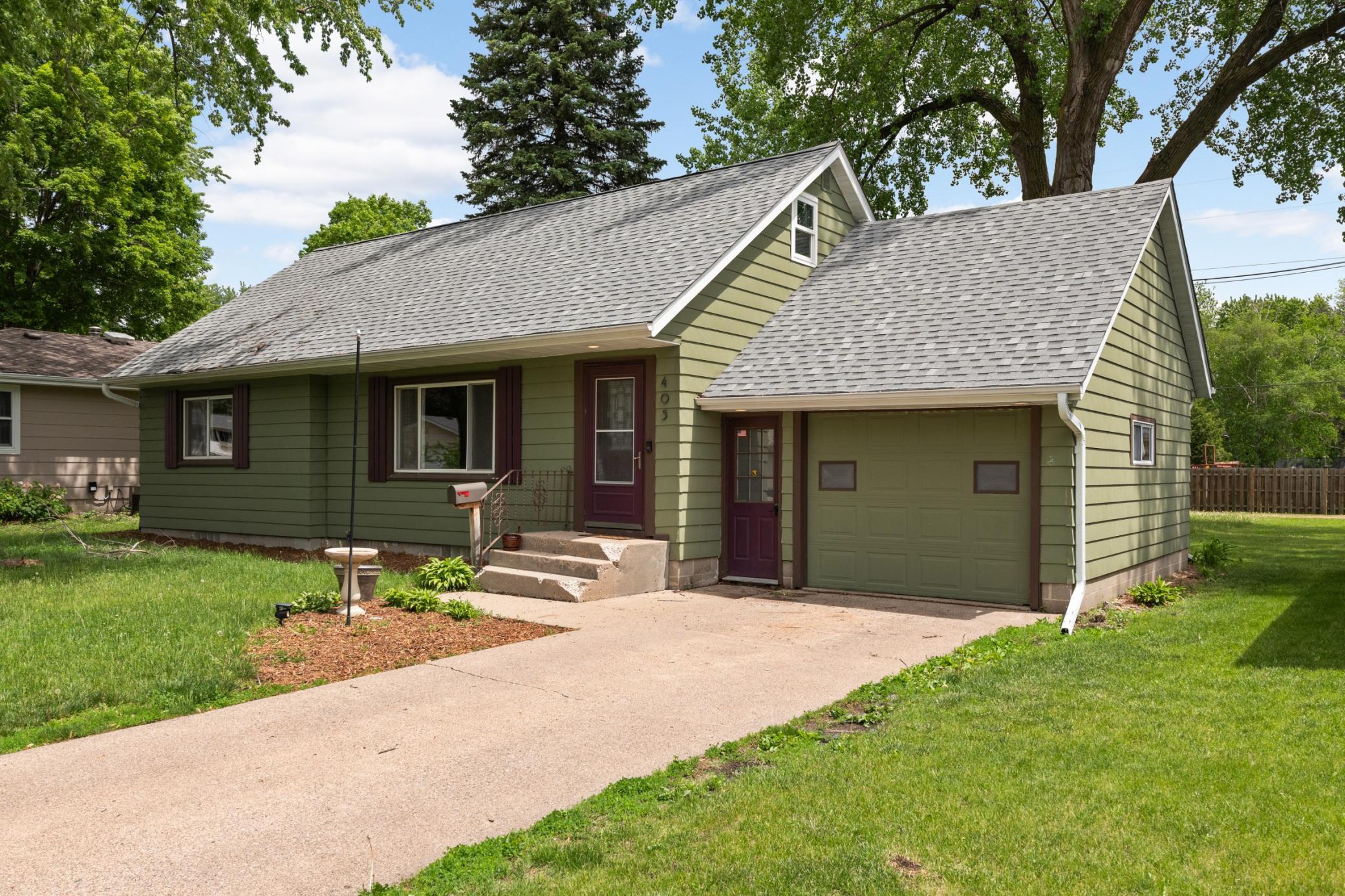 405 1st Avenue SE New Prague MN 56071