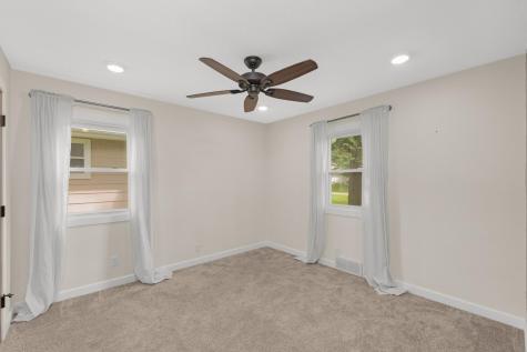 405 1st Avenue SE New Prague MN 56071