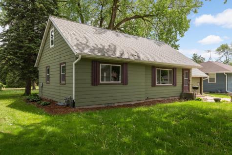 405 1st Avenue SE New Prague MN 56071