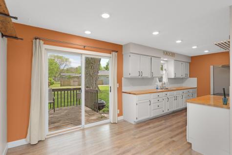 405 1st Avenue SE New Prague MN 56071