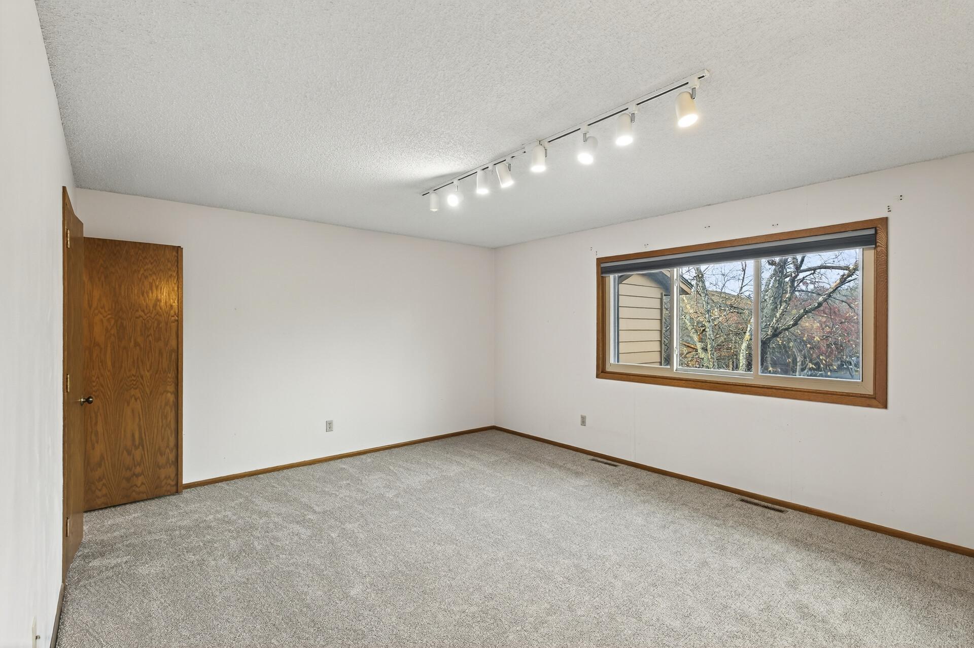 5357 Upper 147th Street W Apple Valley MN 55124