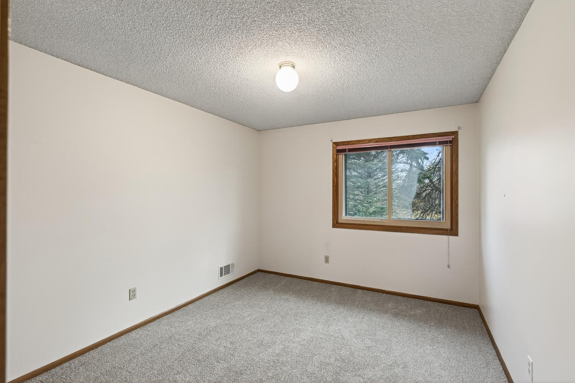 5357 Upper 147th Street W Apple Valley MN 55124