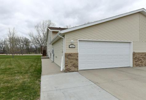 1661 6th Street W West Fargo ND 58078