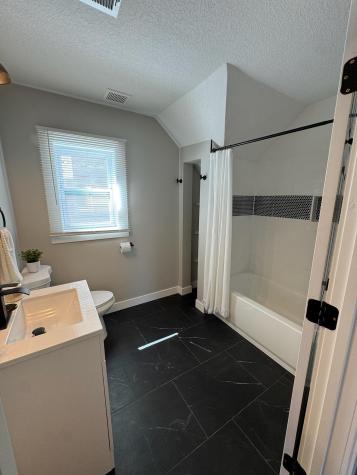3557 Dupont Avenue N Minneapolis MN 55412