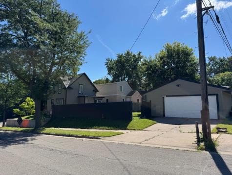 3557 Dupont Avenue N Minneapolis MN 55412