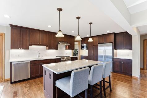 16048 Baywood Lane Eden Prairie MN 55346