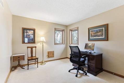 16048 Baywood Lane Eden Prairie MN 55346