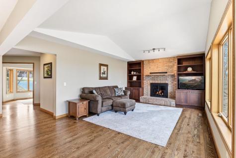16048 Baywood Lane Eden Prairie MN 55346