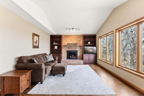 16048 Baywood Lane Eden Prairie MN 55346