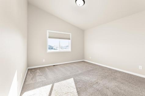 6009 80th Avenue S Horace ND 58047