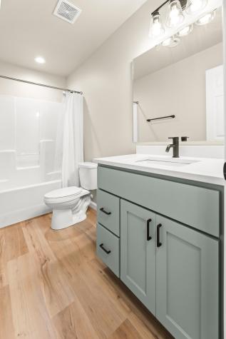 6009 80th Avenue S Horace ND 58047