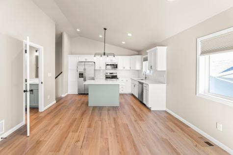 6009 80th Avenue S Horace ND 58047