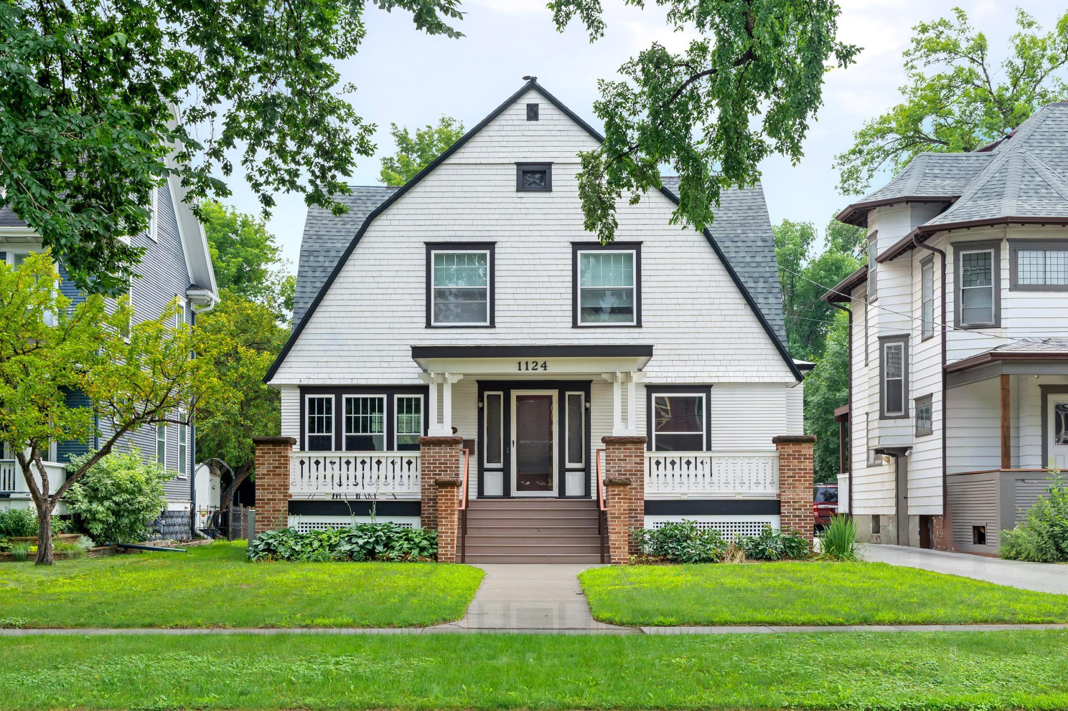 1124 5th Avenue S Fargo ND 58103