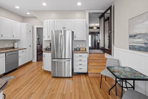 1124 5th Avenue S Fargo ND 58103