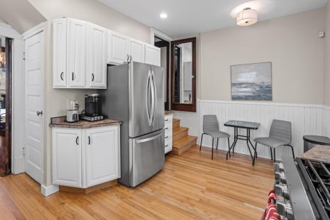 1124 5th Avenue S Fargo ND 58103