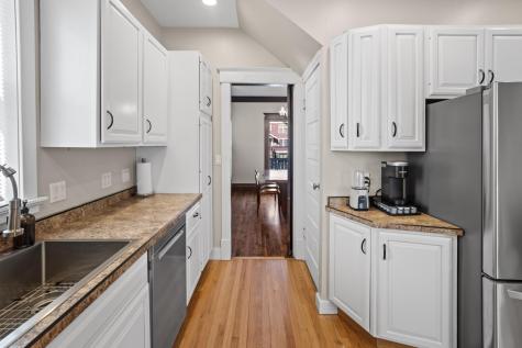 1124 5th Avenue S Fargo ND 58103
