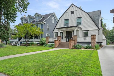 1124 5th Avenue S Fargo ND 58103