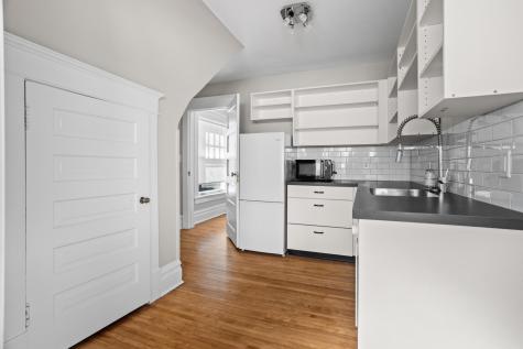 1124 5th Avenue S Fargo ND 58103