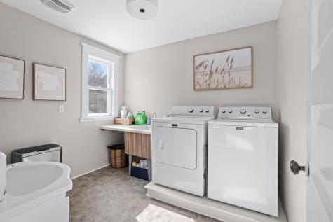 1124 5th Avenue S Fargo ND 58103