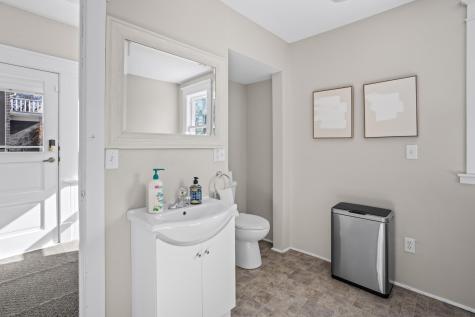 1124 5th Avenue S Fargo ND 58103