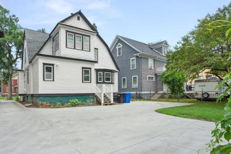 1124 5th Avenue S Fargo ND 58103