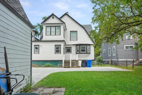 1124 5th Avenue S Fargo ND 58103