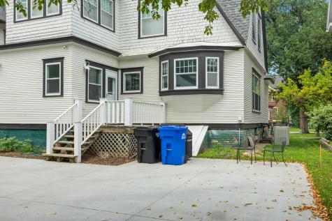 1124 5th Avenue S Fargo ND 58103