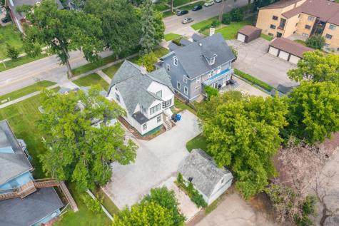 1124 5th Avenue S Fargo ND 58103
