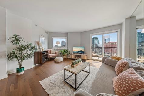 1225 Lasalle Avenue Minneapolis MN 55403