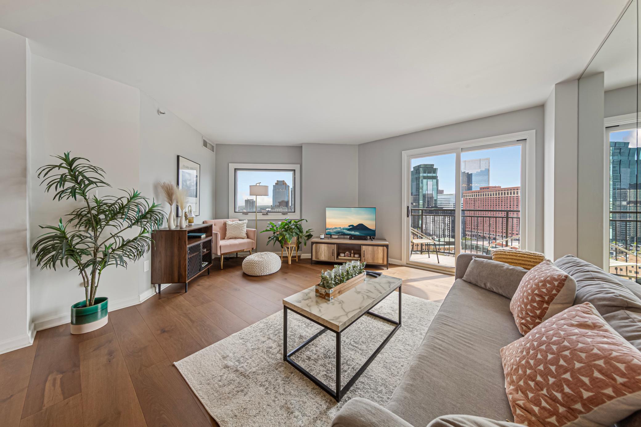 1225 Lasalle Avenue Minneapolis MN 55403