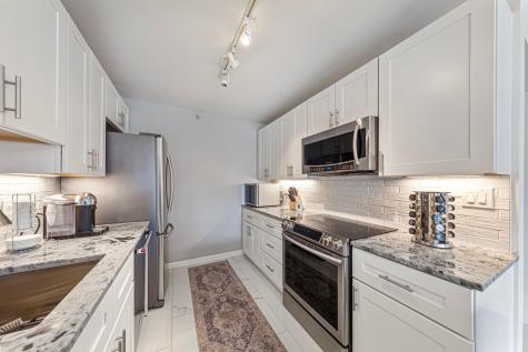 1225 Lasalle Avenue Minneapolis MN 55403