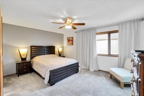 5583 W 140th Street Savage MN 55378
