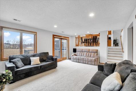 5583 W 140th Street Savage MN 55378