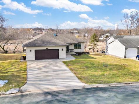 5583 W 140th Street Savage MN 55378
